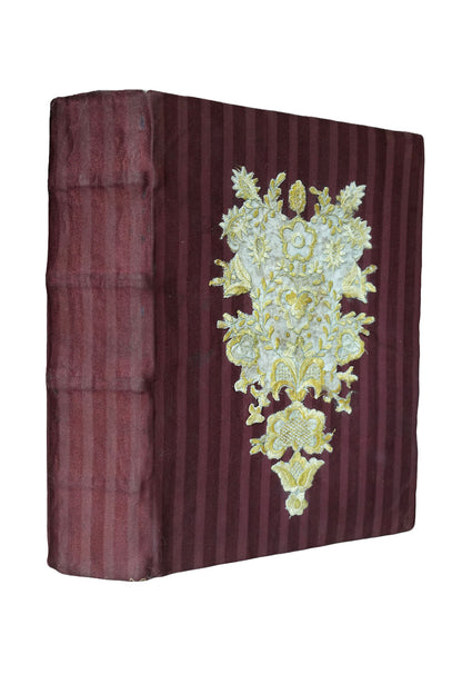 A Renaissance Bible owned by a priest who saved Jews during the Holocaust
