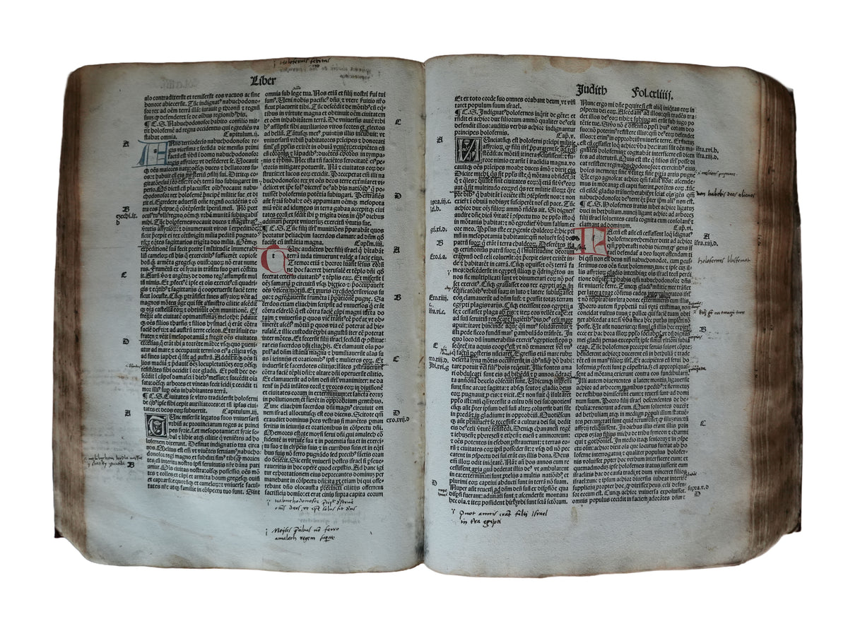 A Renaissance Bible owned by a priest who saved Jews during the Holocaust